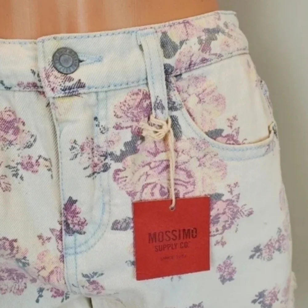 Mossimo Supply and Co. High Rise short Shorts